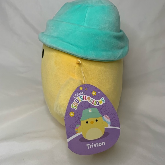 Squishmallows 8” the yellow chick with spring flower bucket hat - Picture 3 of 4